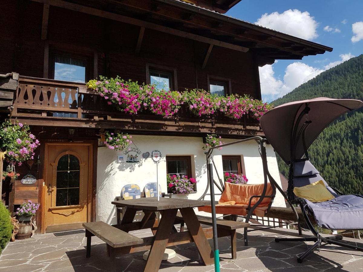 Pension Fuerhapter Mit Bio- Bauernhof Sankt Jakob in Defereggen Bagian luar foto